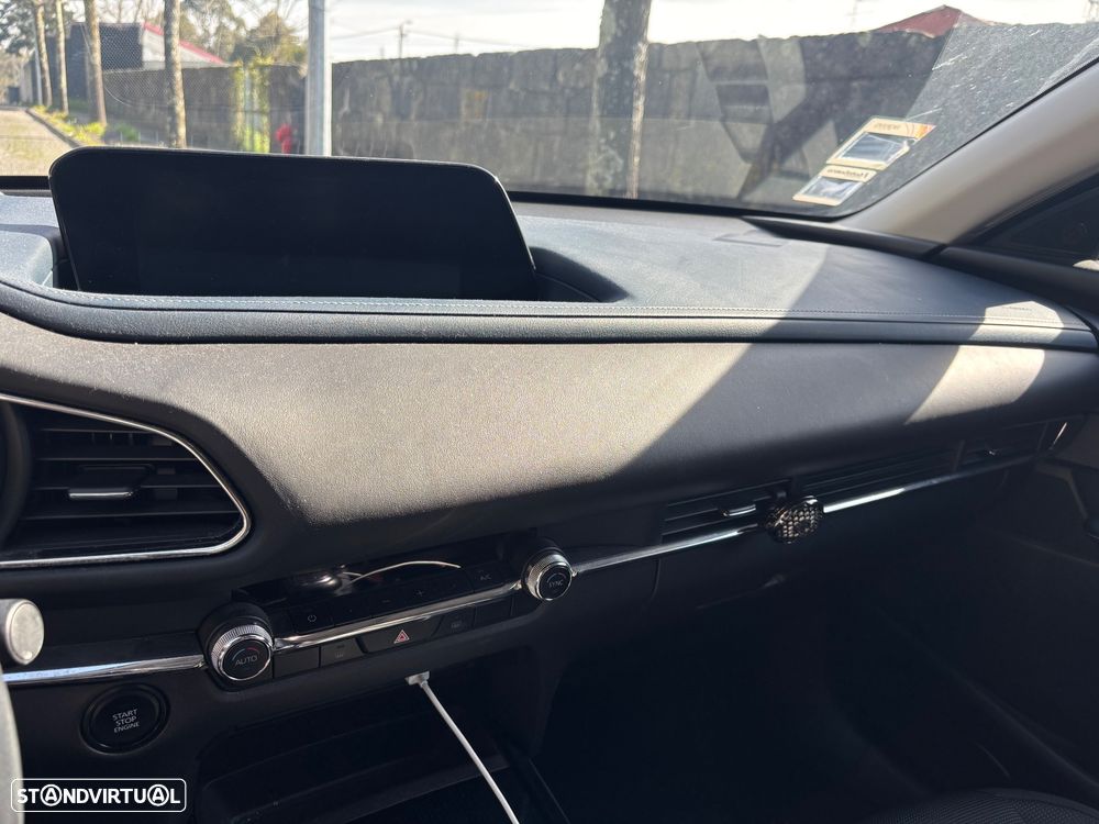 Mazda CX-30 1.8 Sky-D Evolve i-Active - 10