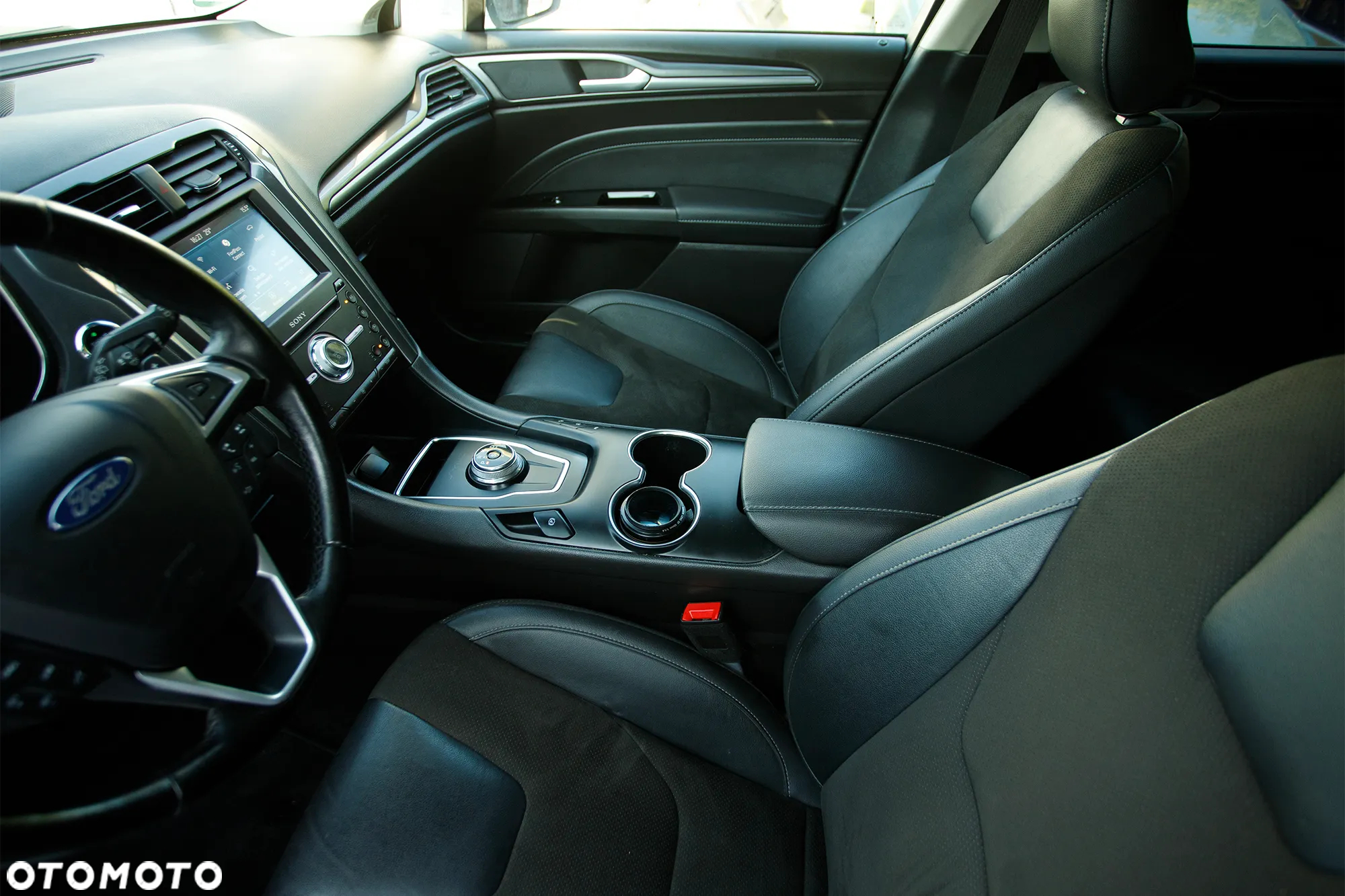 Ford Mondeo 2.0 EcoBlue Titanium - 19