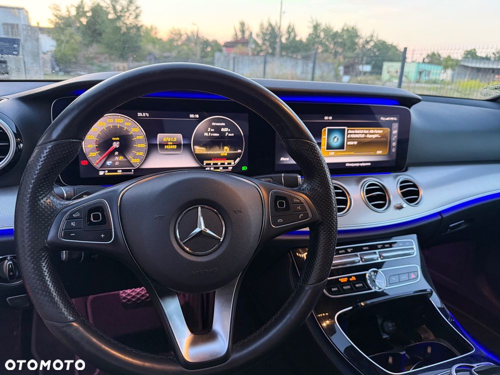 Mercedes-Benz Klasa E 220 d 9G-TRONIC Exclusive - 24