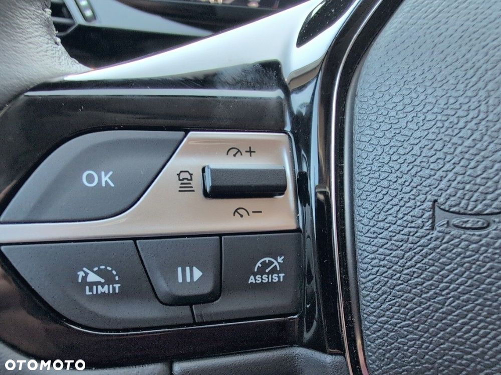 Peugeot 308 1.2 PureTech Allure S&S EAT8 - 27