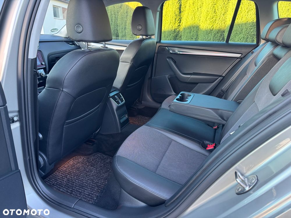 Skoda Octavia 1.6 TDI Premium Edition - 8