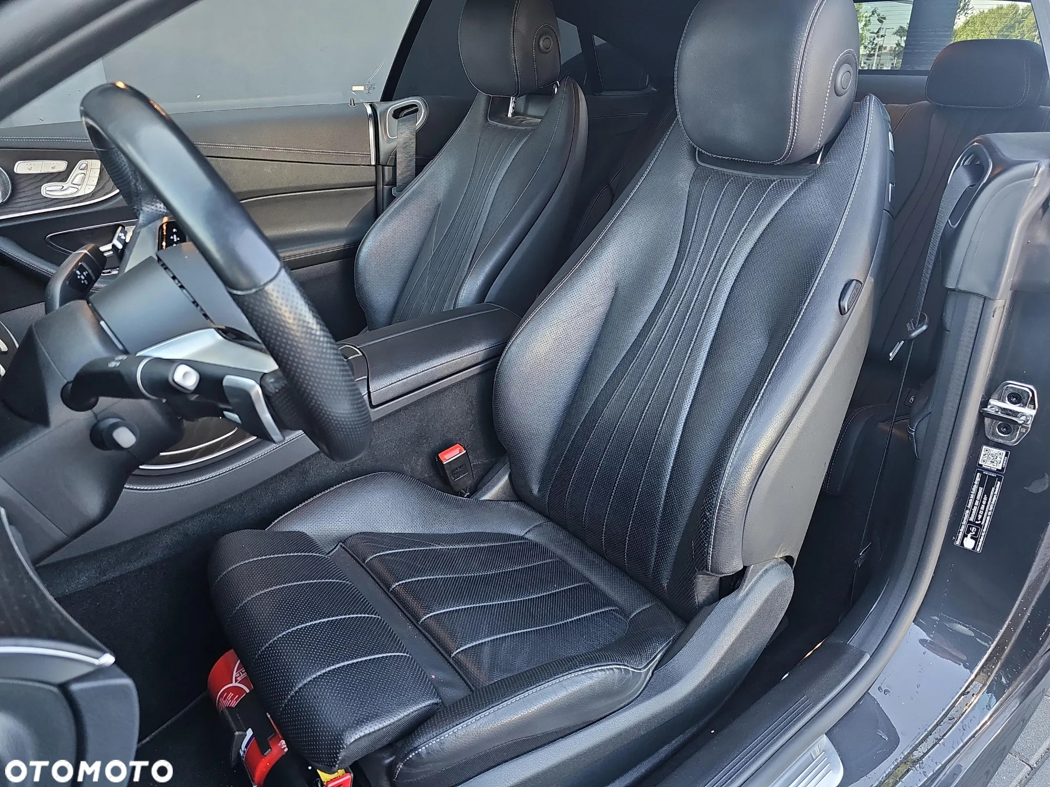 Mercedes-Benz Klasa E 300 Coupe 9G-TRONIC AMG Line - 9
