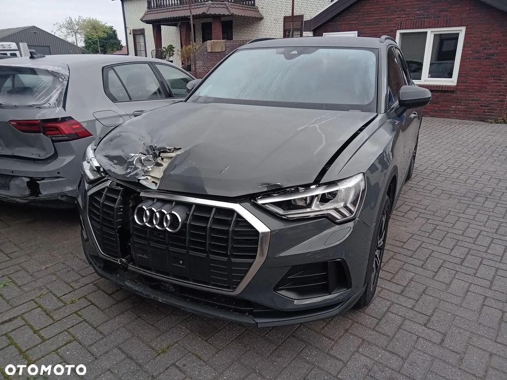 Audi Q3 40 TDI Quattro S Line S tronic - 4