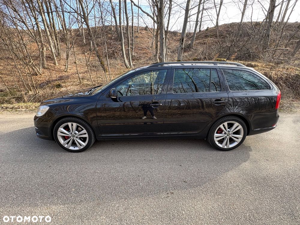 Skoda Octavia 2.0 TDI DPF RS DSG - 3