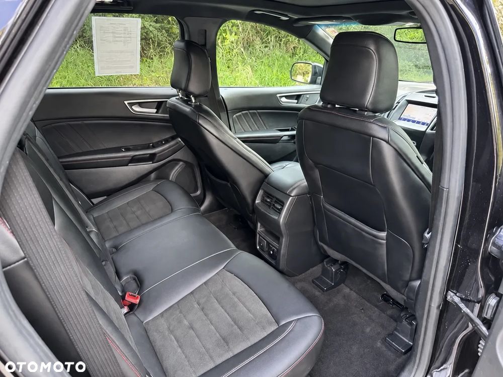 Ford Edge - 16