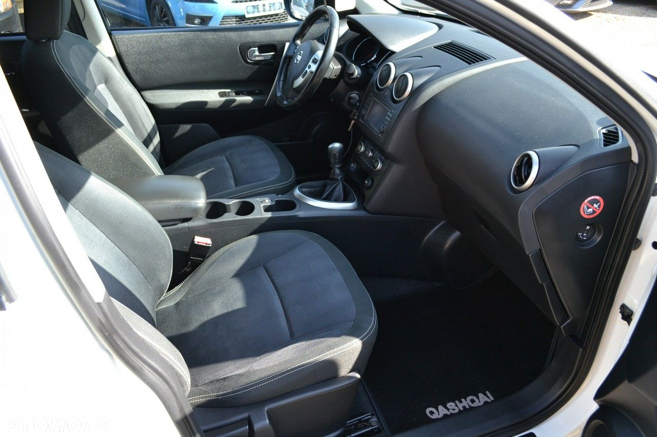 Nissan Qashqai+2 - 10