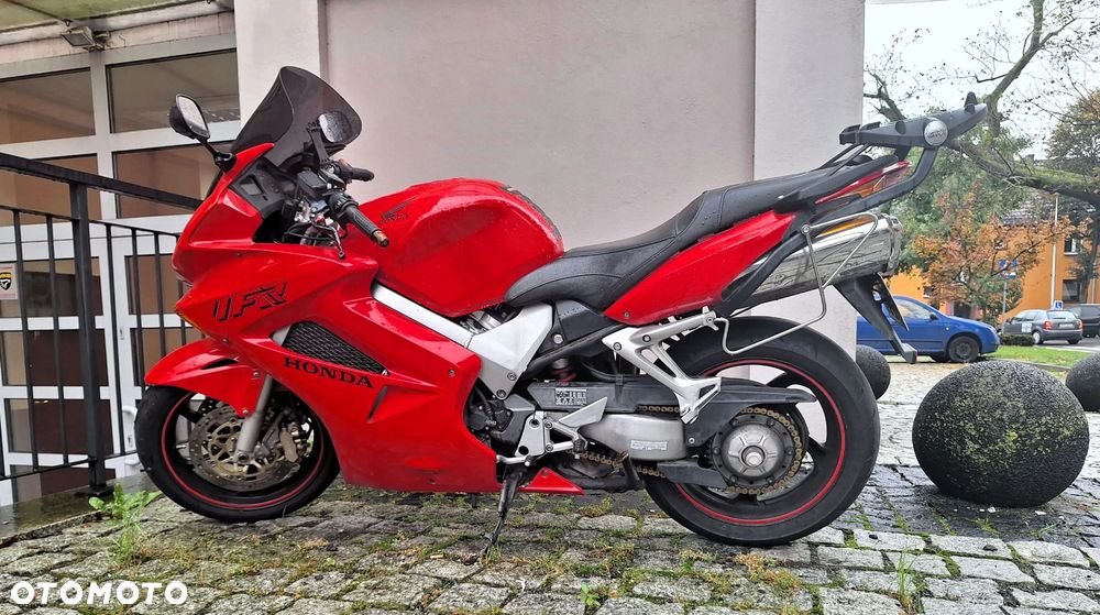 Honda VFR - 1