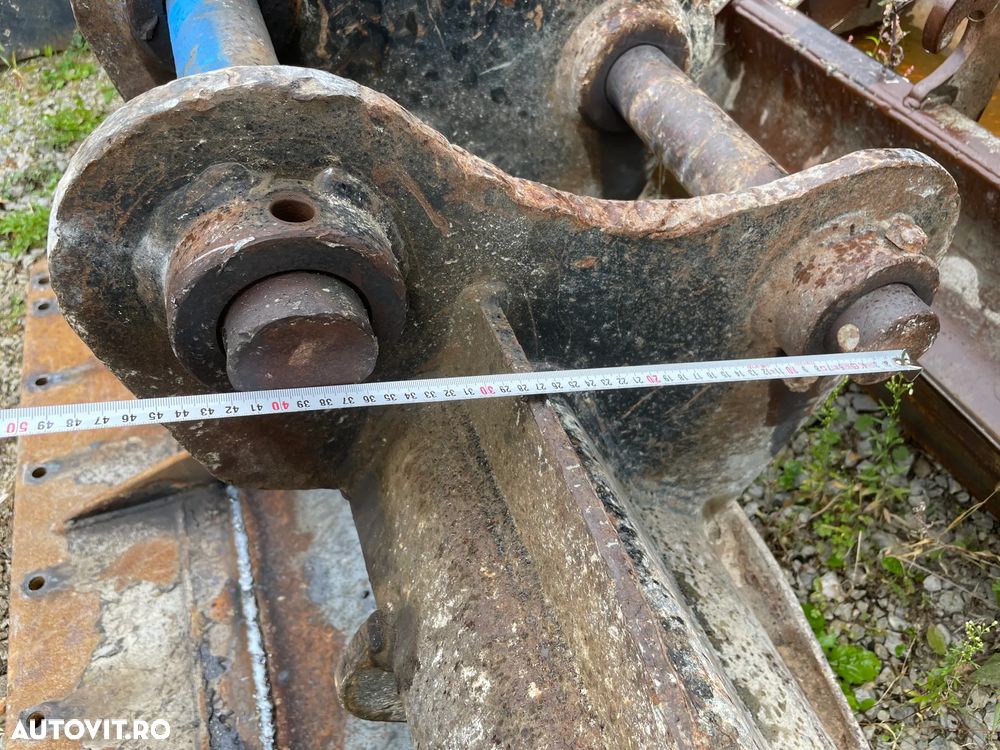 Cupa taluz latime de 1800 mm pentru excavatoare de 6-10 tone - 7
