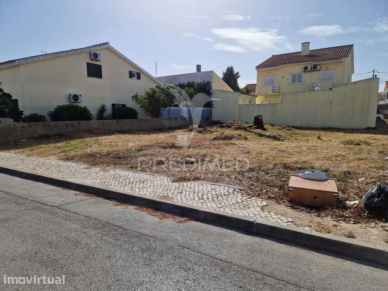 Lote de Terreno Destinado a Construção Habitacional - Grande imagem: 2/4