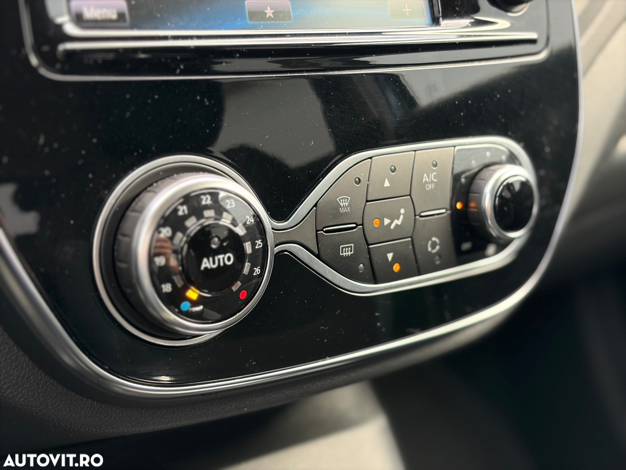 Renault Captur (ENERGY) TCe 90 INTENS - 15