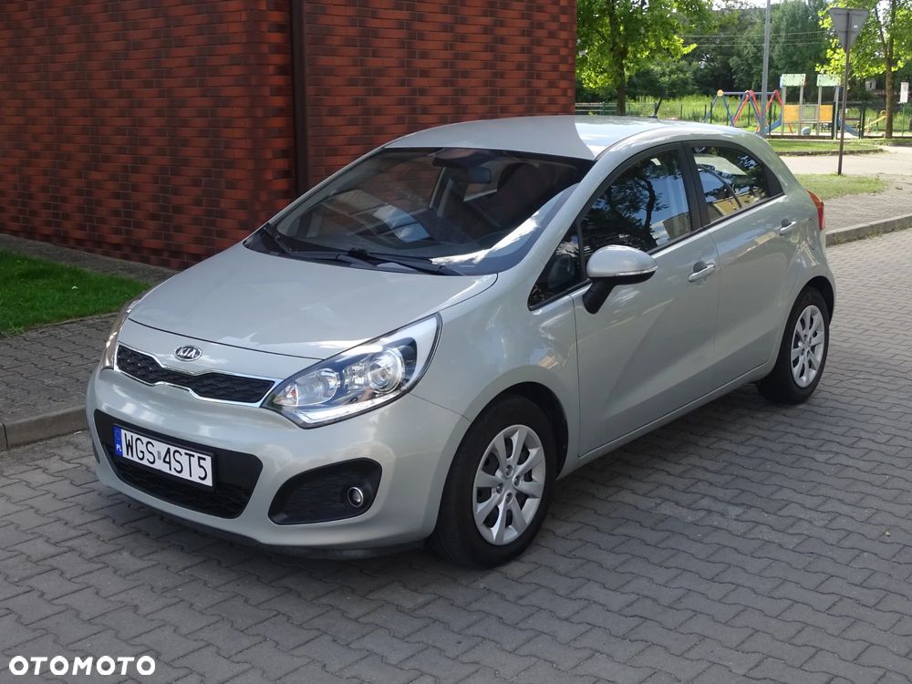Kia Rio 1.1 crdi L - 12