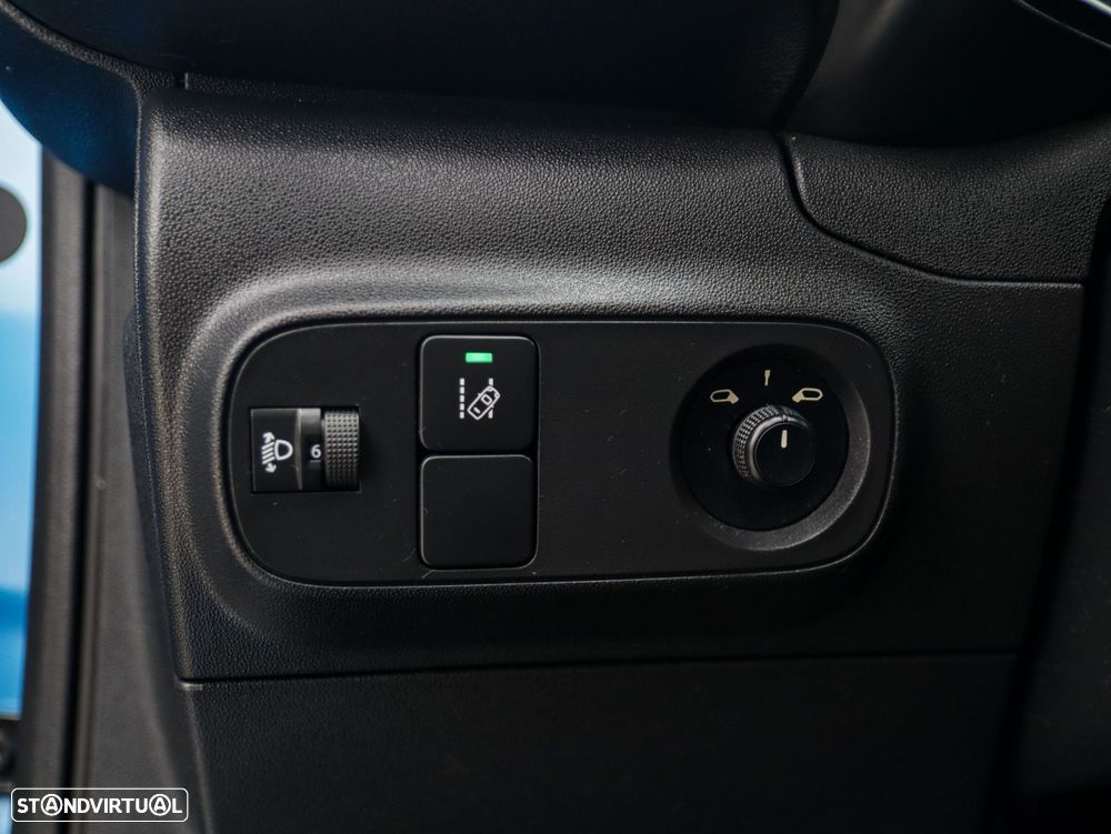 Citroën C3 1.2 PureTech Shine - 31