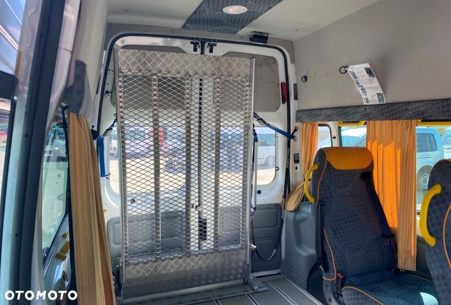 FORD Transit 2.2 TDCi 330 - Minibuss - Dla inwalidów - Pneumatyka - Rampa - 13