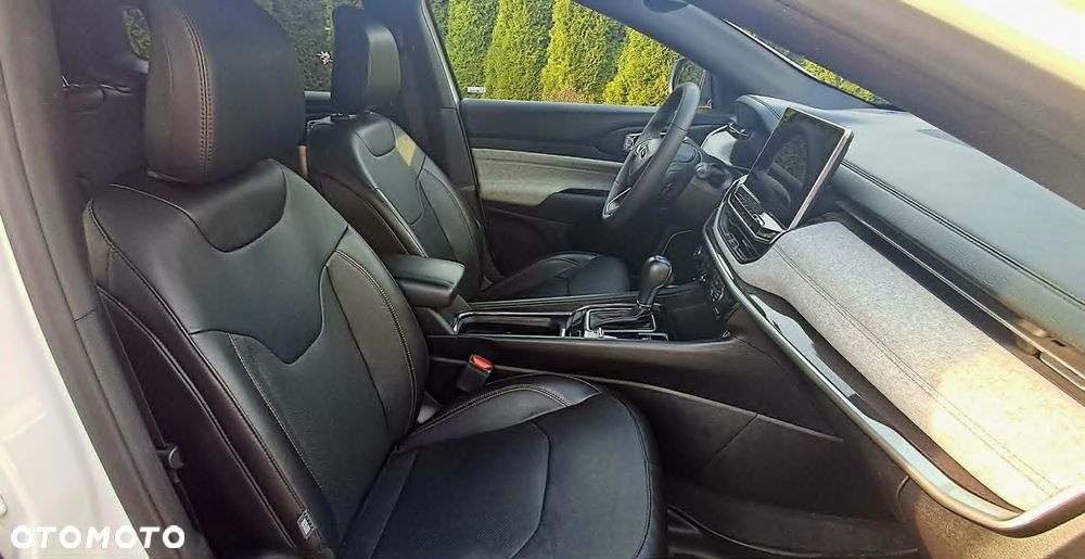 Jeep Compass - 19