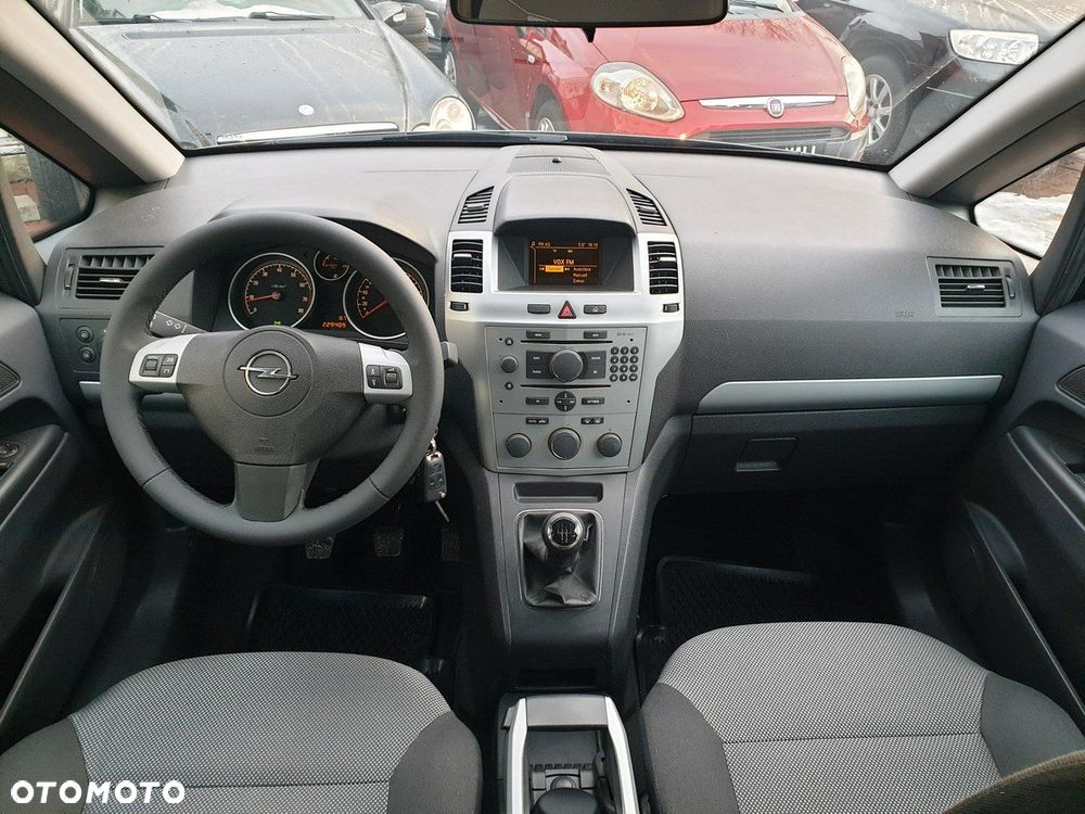Opel Zafira 1.8 Active - 10