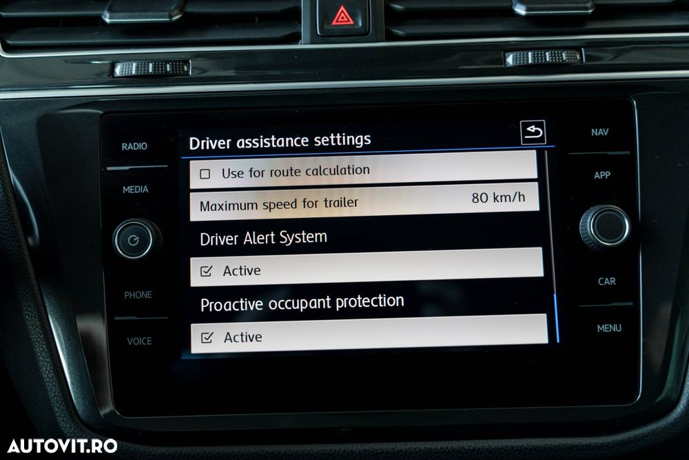 Volkswagen Tiguan 2.0 TDI SCR 4MOTION (BlueMotion Techn.) DSG Highline - 35