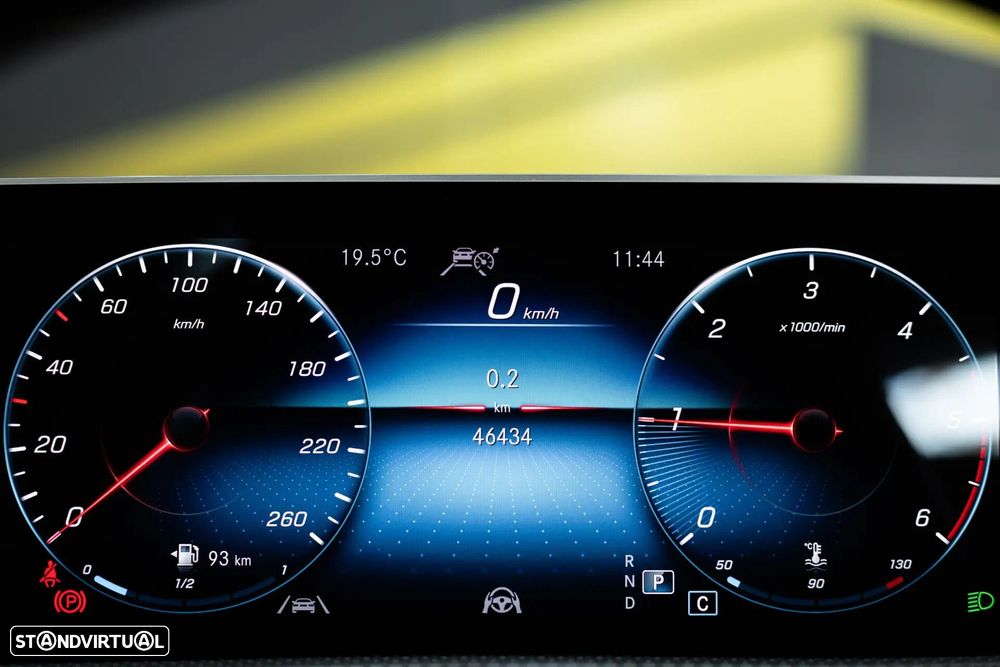 Mercedes-Benz A 180 Limousine d Progressive Aut. - 40