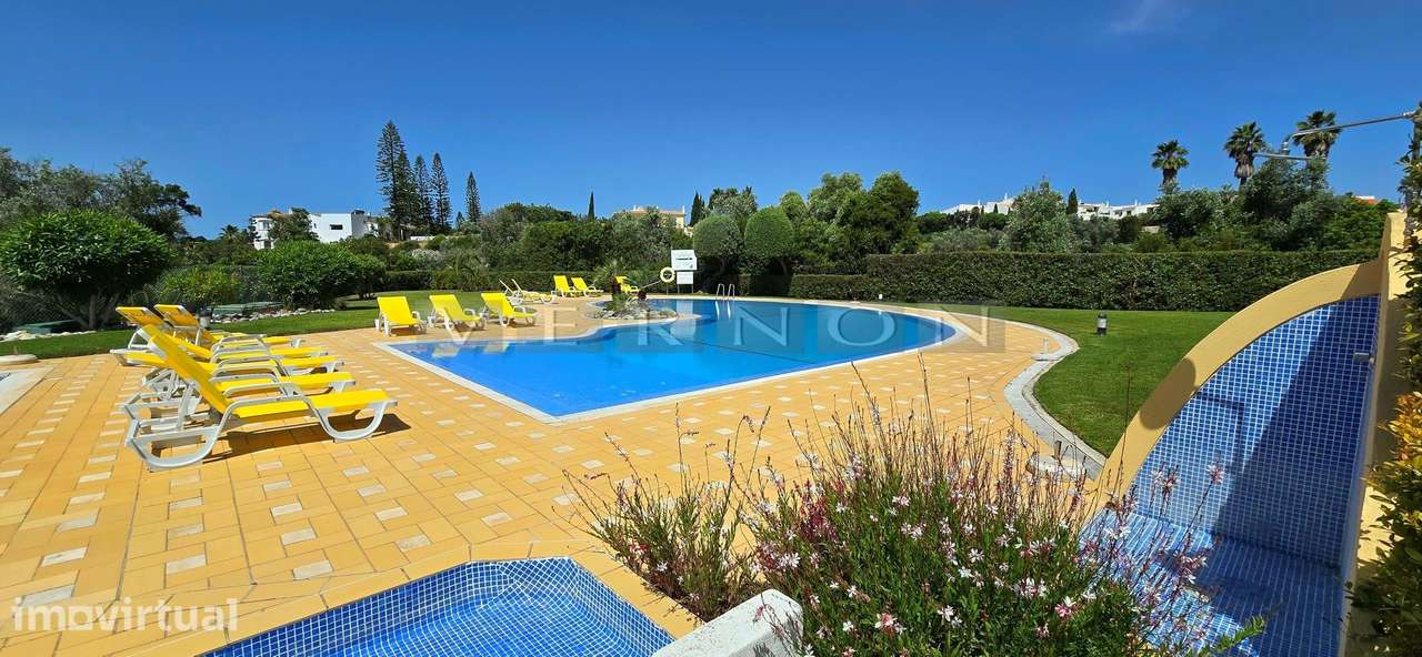 Moradia Duplex com Vista Golfe, Jardim Privativo e Piscina | Golfmar, - Grande imagem: 2/28