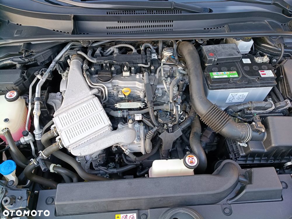 Toyota Corolla - 23