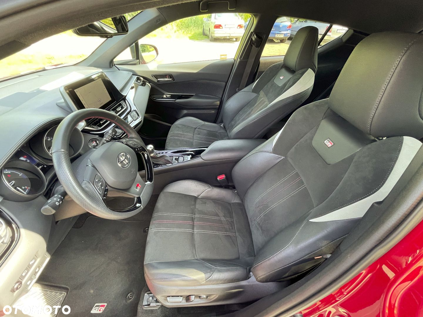 Toyota C-HR - 9