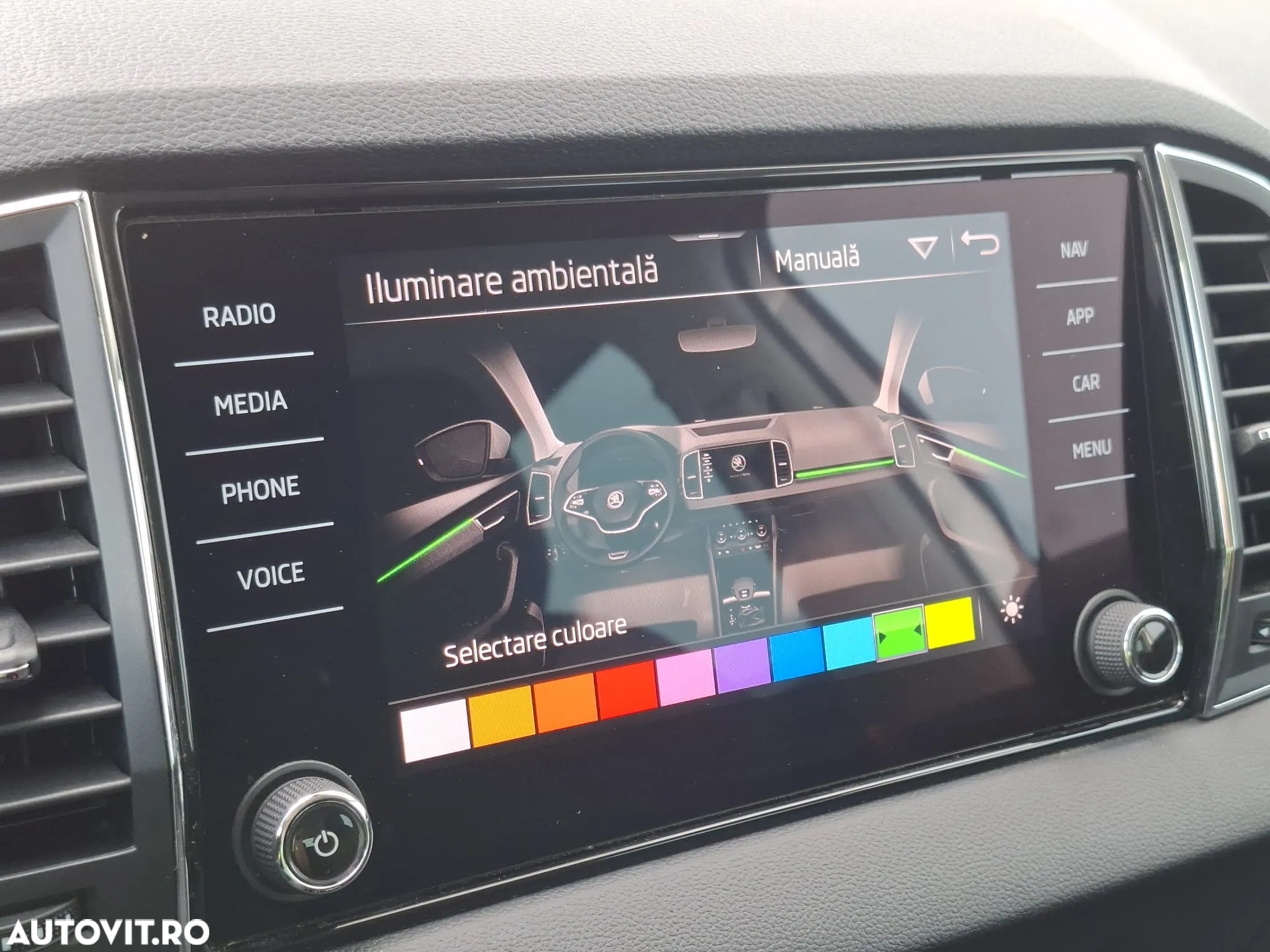 Skoda Karoq 2.0 TDI 4X4 DSG Style - 27