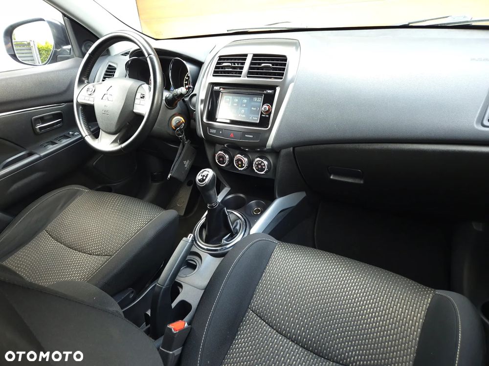 Mitsubishi ASX 1.6 2WD Edition - 32