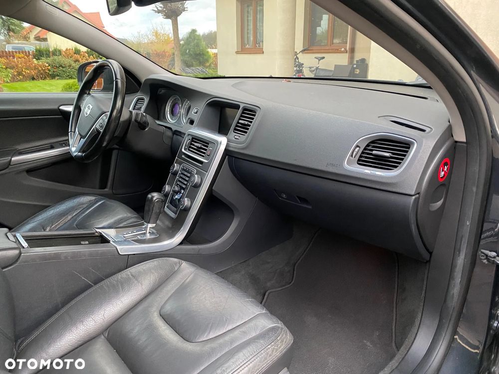 Volvo S60 T6 AWD Geartronic Summum - 13
