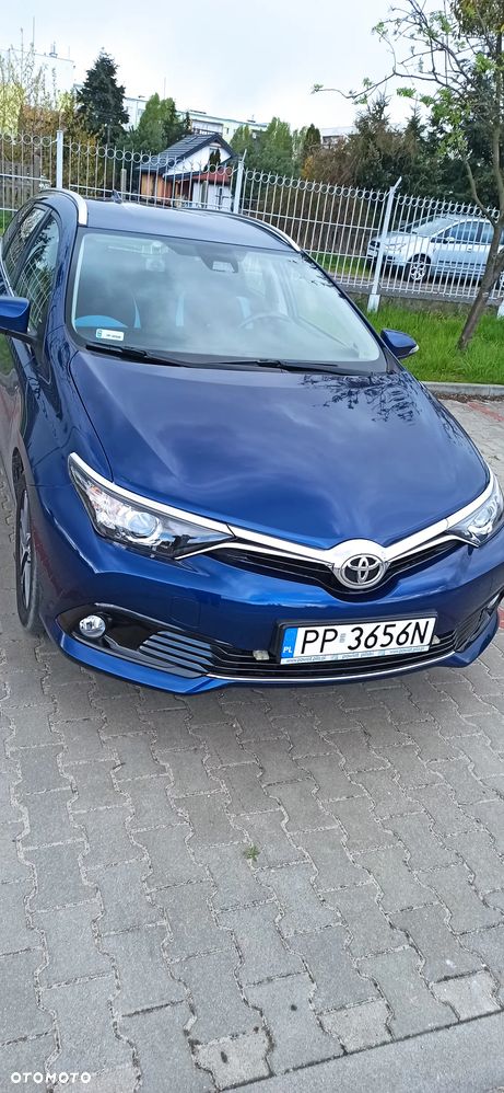 Toyota Auris 1.2 T Comfort - 1