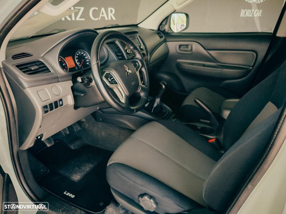 Mitsubishi l200 - 8