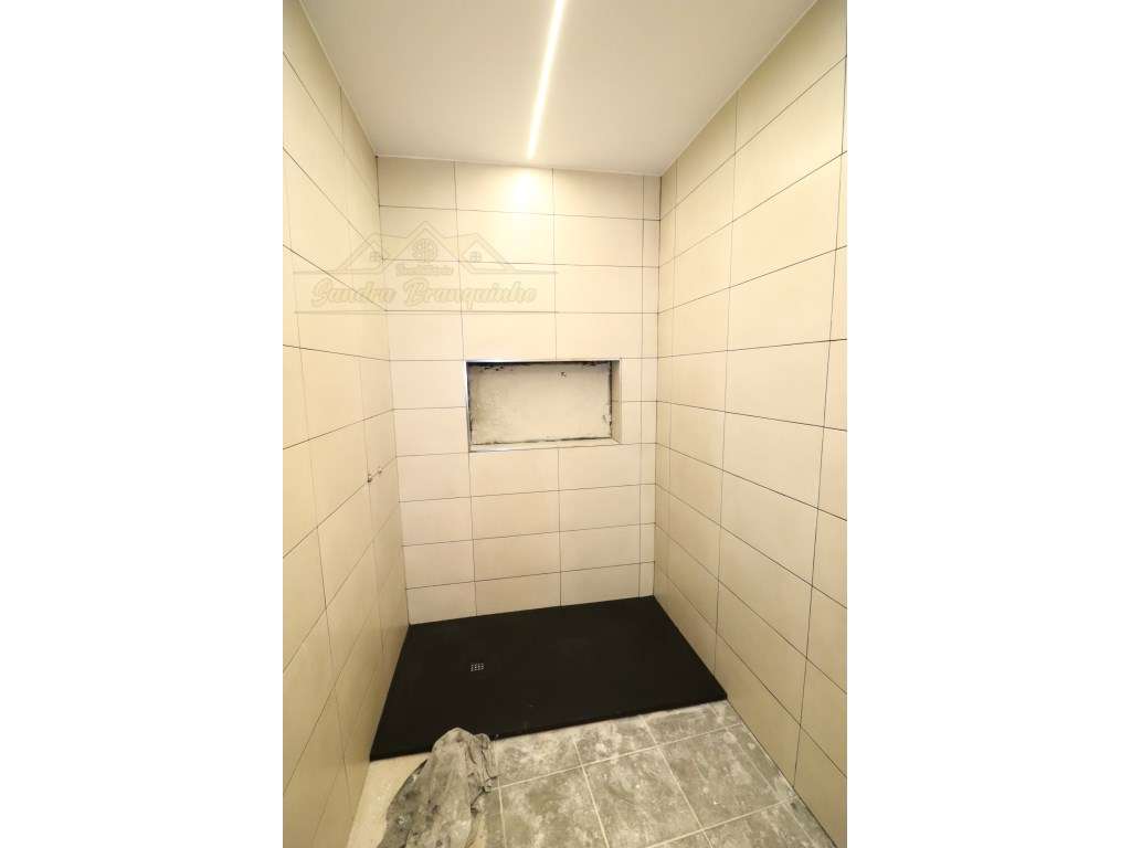 2 Apartamentos T2+1 e T1 NOVOS - Grande imagem: 5/28