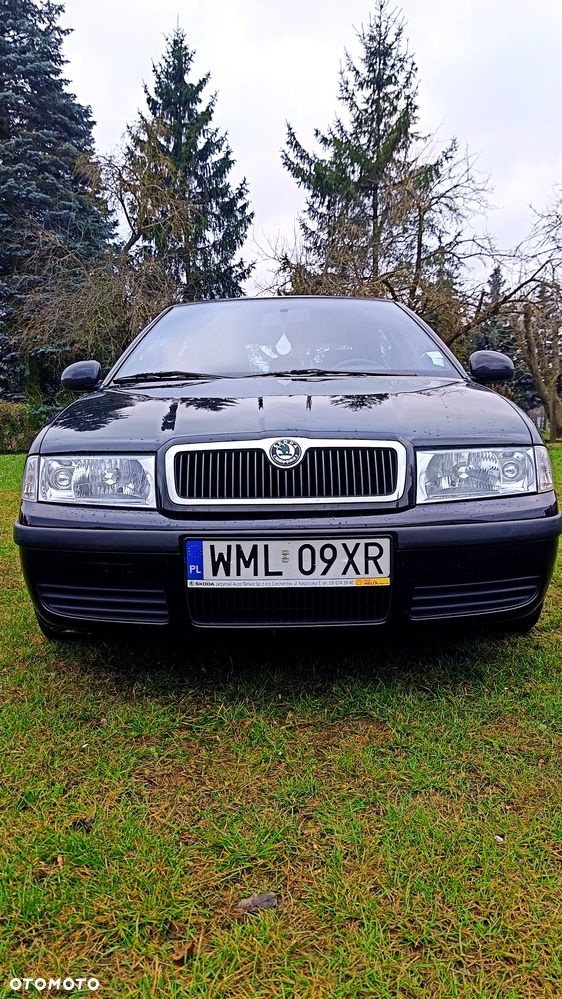 Skoda Octavia 1.6 - 6