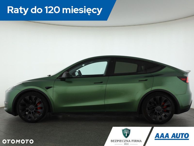 Tesla Model Y - 4