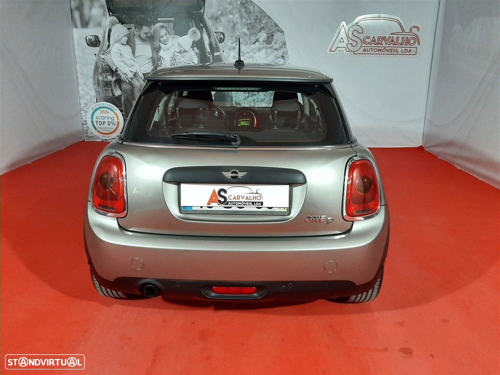 MINI 5 Portas One D - 8