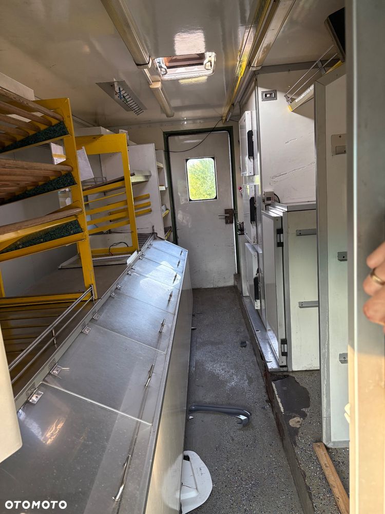 Mercedes-Benz Sprinter 616 CDI FOOD TRUCK 2,7 CDI - 14