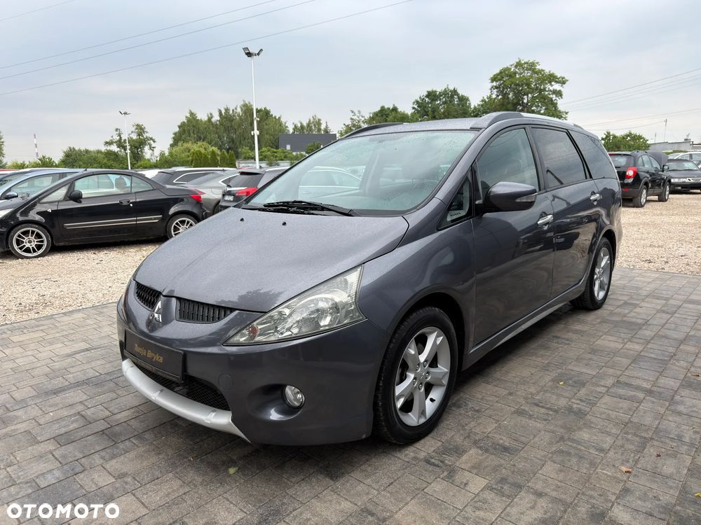 Mitsubishi Grandis 2.4 Motion - 9