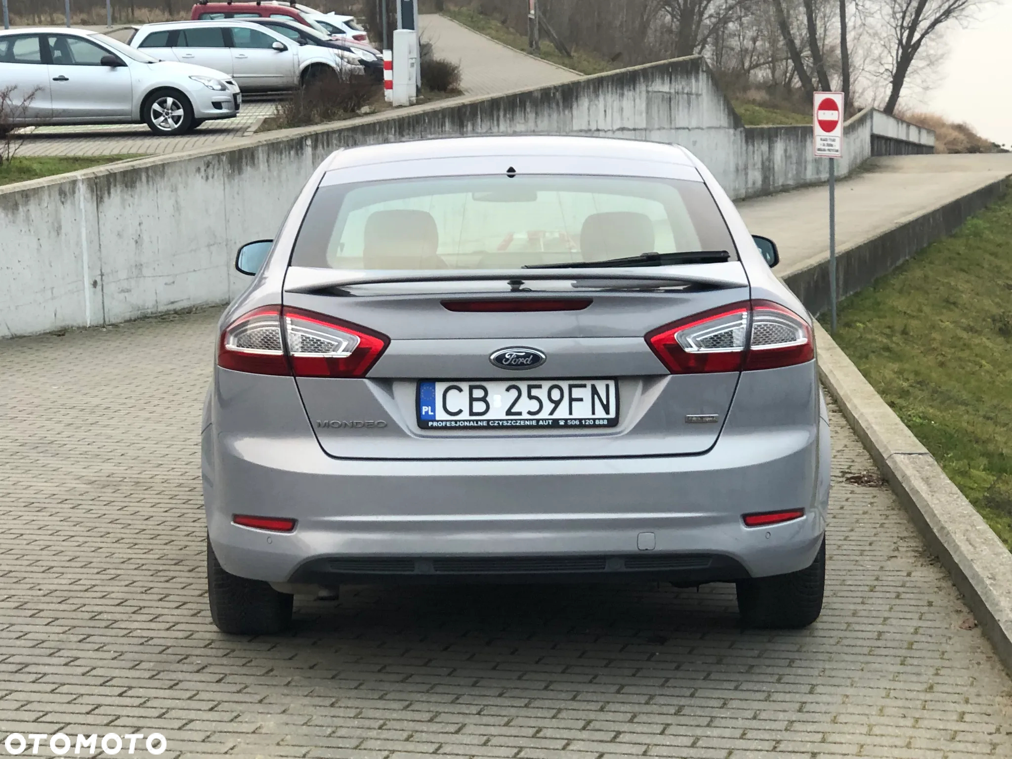 Ford Mondeo - 13