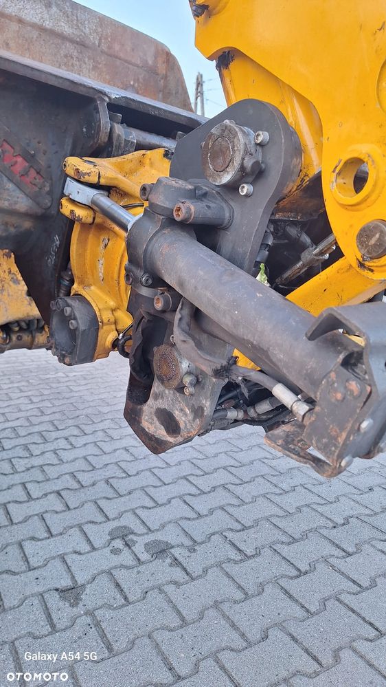 JCB 3CX - 4