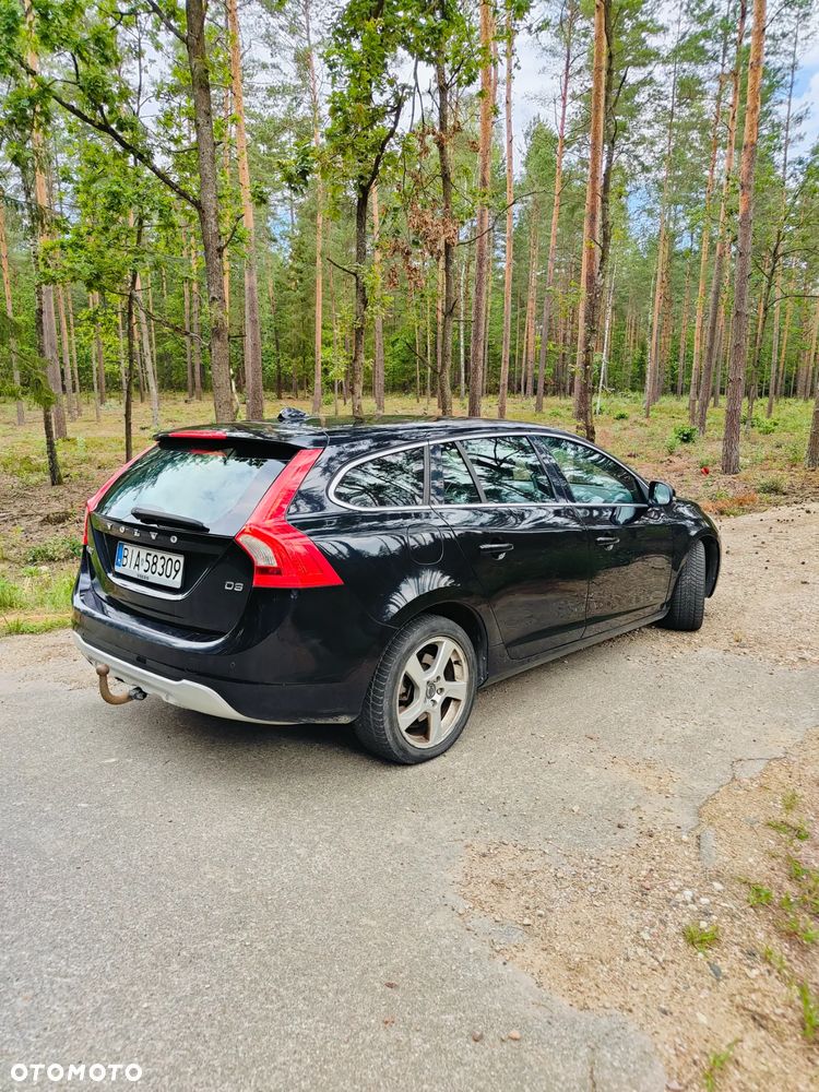 Volvo V60 D3 Geartronic Kinetic - 3