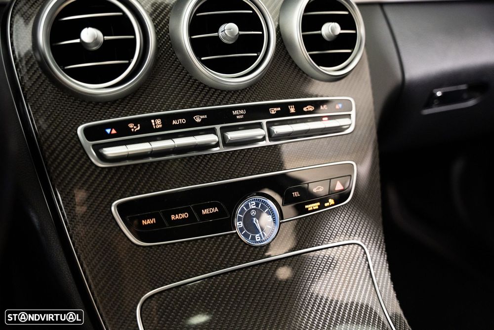 Mercedes-Benz C 300 de AMG Line - 23