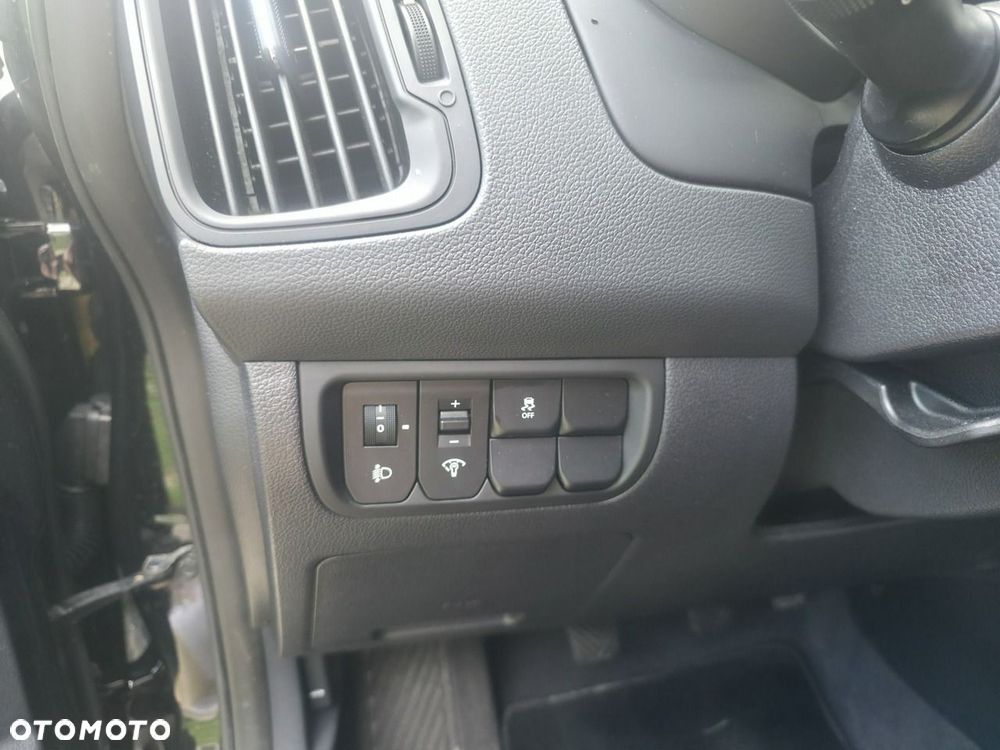 Kia Rio - 22