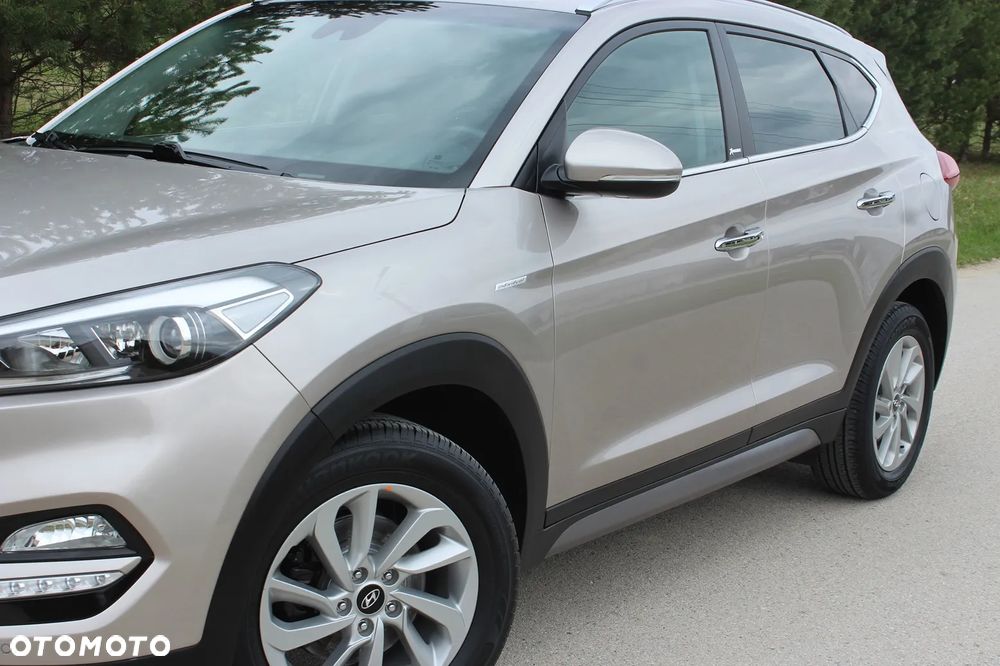 Hyundai Tucson blue 1.7 CRDi 2WD DCT Premium - 16