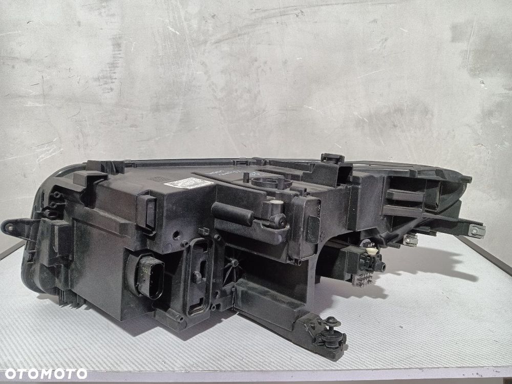 LAMPA PRZÓD PRZEDNIA PRAWA VW TIGUAN ALLSPACE 5NB941036 - 8