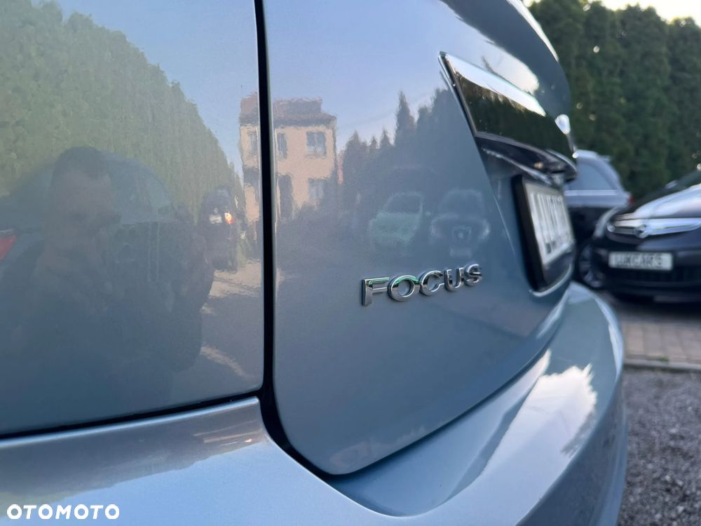 Ford Focus 1.8 Ghia - 30