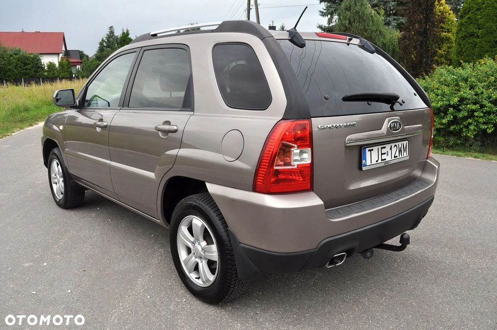 Kia Sportage 2.0 d Freedom 2WD - 16