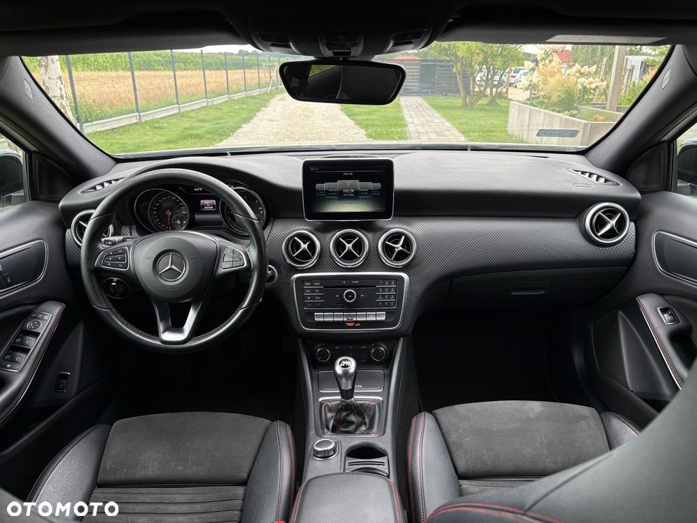 Mercedes-Benz Klasa A 200 d AMG Line - 4