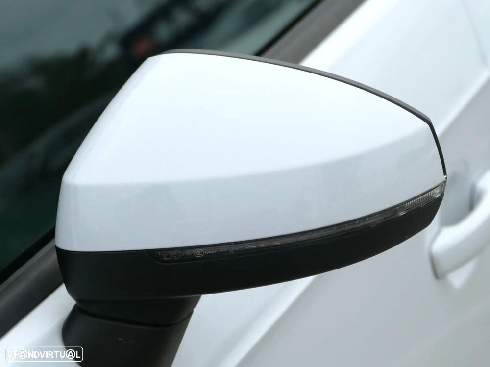 Audi A3 Sportback 1.6 TDI Advance Ultra - 9