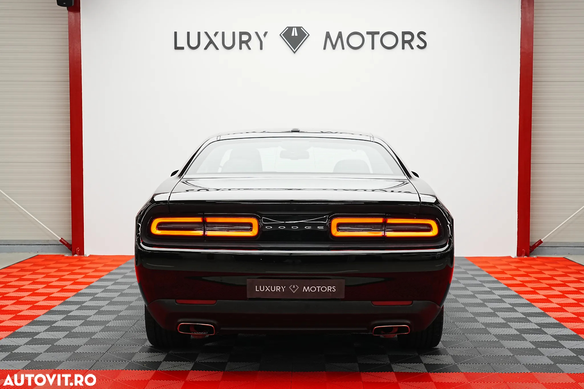 Dodge Challenger Automatik SXT Plus - 14