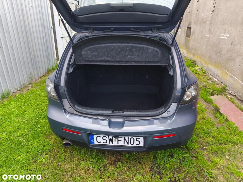 Mazda 3 2.0 CD Active + - 13