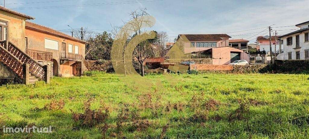 Terreno de 830m2 plano com viabilidade de construção de moradia isolad - Grande imagem: 3/20