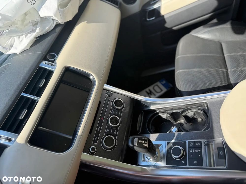 Land Rover Range Rover Sport S 3.0 D HSE Dynamic Stealth - 8